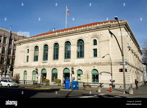 Bellingham Post Office in Bellingham, Washington .